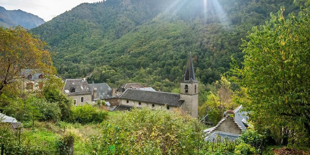 [Revue de presse] Sud-Ouest du 12/12/2022 ＂Celui qui vient ne repart plus＂ : dans les Pyrénées, ce petit village qui vise l'autonomie